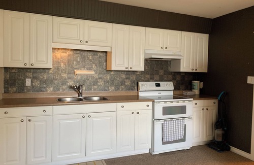North Okanagan RV Rental | Utopia Feels 74 Person Private Luxury Campground!