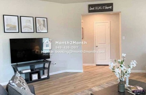 San Antonio House | Utopia on Booker Trail E#41225