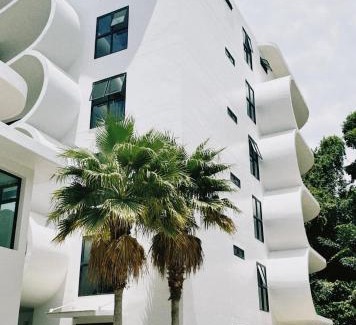 Nai Harn Apartment | Utopia Phuket Naiharn Beach Grand Resort & Spa