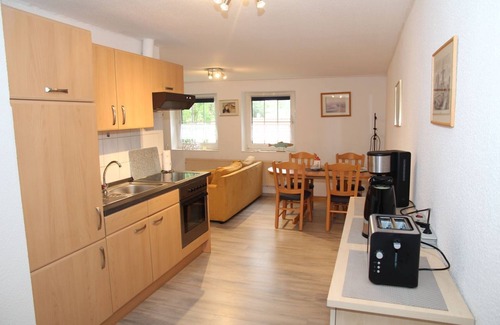 Uttum Apartment | Uttumer Mühle: Eiske - Große Wohnung für 4 Personen im Müllerhaus der Uttumer Mühle