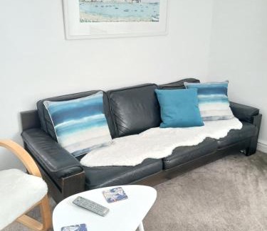 Y Felinheli House | Uwch Menai