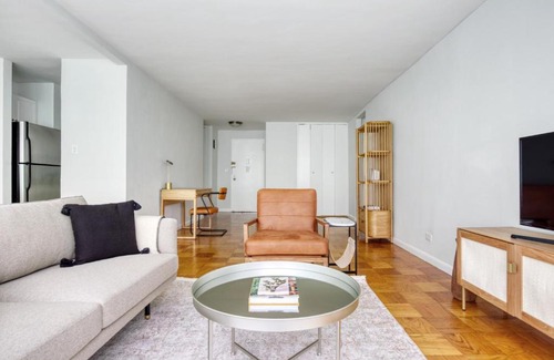 Upper West Side Apartment | UWS 1BR w Elevator Doorman Gym nr 1 line NYC-626