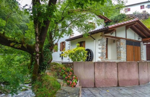 Bera House | Uxaneko-errota by Interhome