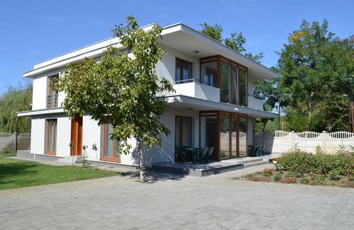 Nyiregyhaza House | Váci Vendégház