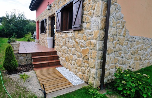 Albuerne Cottage | V. V. El Portiello, rural house with a unique landscape protected from Asturias