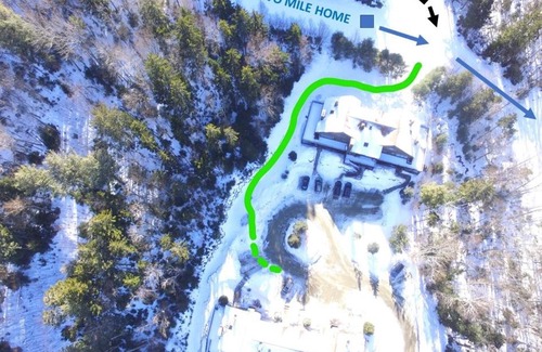 Bethlehem Villa | V3 Gorgeous SKI-IN Mountain View Townhouse with great views in Bretton Woods Fast wifi