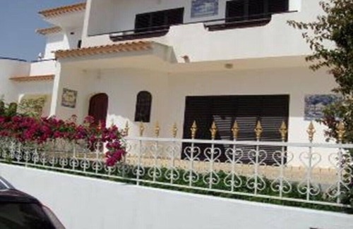 Correeira House | V5 Casa com Piscina Privada, Perto de Tudo, a pé