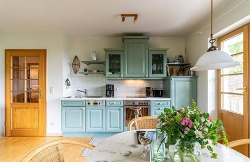 Althagen Apartment | Vacation apartment "Ahrenshooper Landhaus 01"