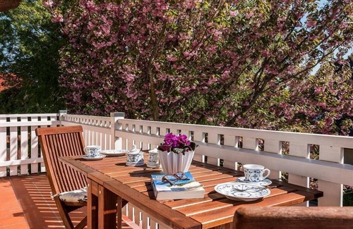 Althagen Apartment | Vacation apartment "Ahrenshooper Landhaus 04"