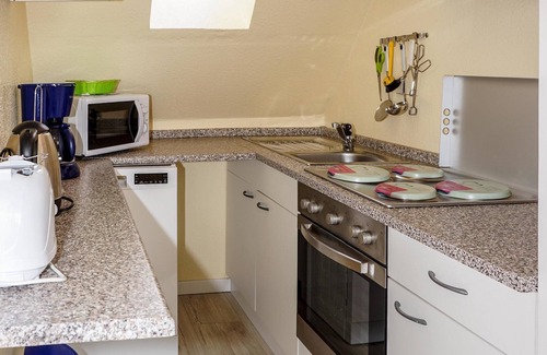Vitzdorf Apartment | Vacation apartment Villa FarbenFroh with terrace on Fehmarn