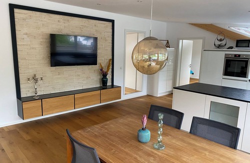 Aschau im Chiemgau Apartment | Vacation apartment Bergtraum 140 sqm with two separate bedrooms and outdoor seating area