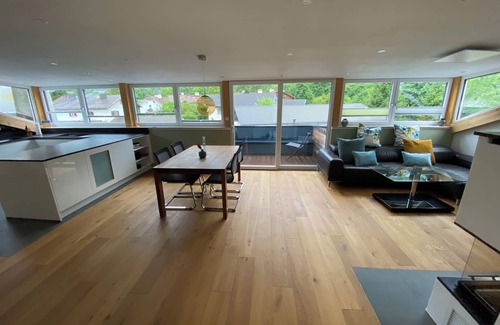 Aschau im Chiemgau Apartment | Vacation apartment Bergtraum 140 sqm with two separate bedrooms and outdoor seating area