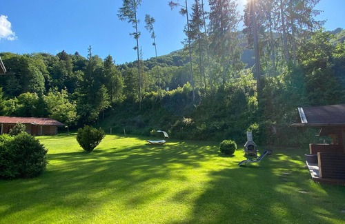 Aschau im Chiemgau Apartment | Vacation apartment Bergtraum 140 sqm with two separate bedrooms and outdoor seating area