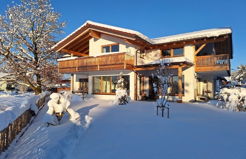 Eichet Apartment | Vacation apartment big cloud for 1-5 persons (70 sqm, 1st floor)