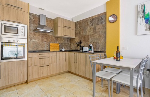 Puerto de Guimar Apartment | Vacation Apartment 'La Octava Isla' with Shared Pool, Wi-Fi