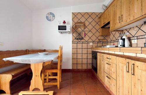 Tamaimo Apartment | Vacation Apartment 'Ático El Agua' with Sea View, Wi-Fi and Air Conditioning