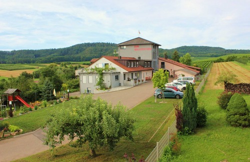 Lehrensteinsfeld Apartment | Vacation apartment Lauchäcker - Guesthouse Zum Wolffenturm
