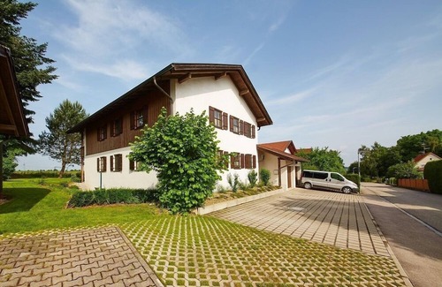 Unterneukirchen Apartment | Vacation apartment Vogelgezwitscher, 37 sqm, 1 separate bedroom