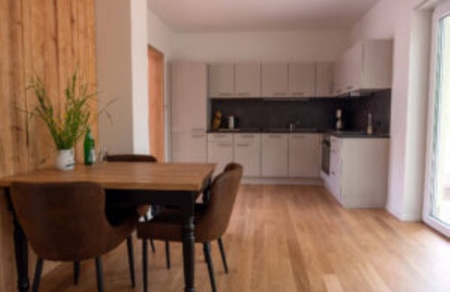 Burg-Dorf Apartment | Vacation apartment "Burg" (ground floor) - in the four-sided courtyard