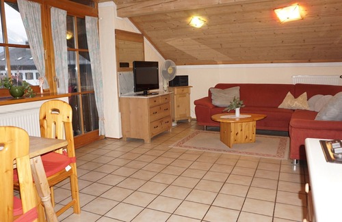 Bad Feilnbach Apartment | Vacation apartment Wingen, 45sqm, 1 sep. Bedroom, south and east-facing balcony in the Wiechs district