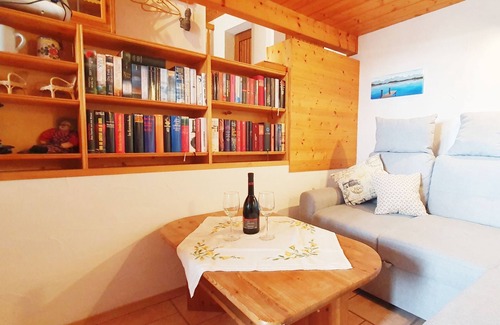 Reifing Apartment | Vacation apartment 54 sqm, 1-3 pers., spacious terrace, swimming pool, sunbathing lawn
