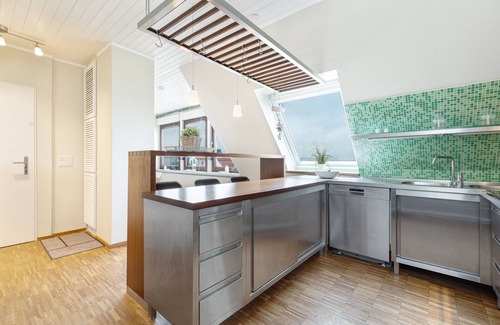 Laboe Apartment | Vacation apartment/apartment for 8 guests with 125m² in Laboe (294527)