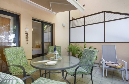 San Andres Apartment | Vacation Apartment 'By The Sea' with Balcony and Wi-Fi
