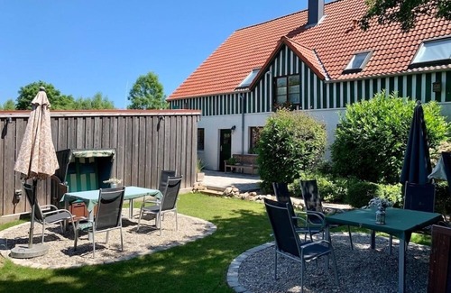 Behrensdorf Apartment | Vacation apartment/apartment for 6 guests with 80m² in Behrensdorf (73290)