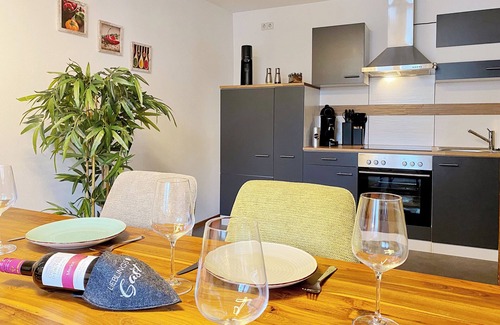 Waldkirchen Apartment | Vacation apartment on the Goldener Steig market square balcony
