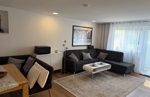Witzenhausen Apartment | Vacation apartment in a quiet location in the middle of cherry country