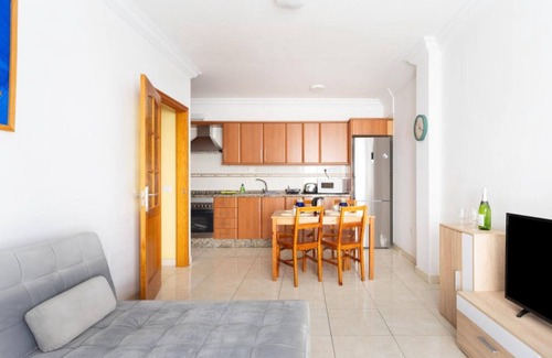 Los Abrigos Apartment | Vacation Apartment 'Eloy O Mariñeiro' with Wi-Fi