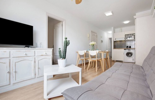 Morro Jable Apartment | Vacation Apartment "Playa Morro Jable 1c" near the Beach with Wi-Fi