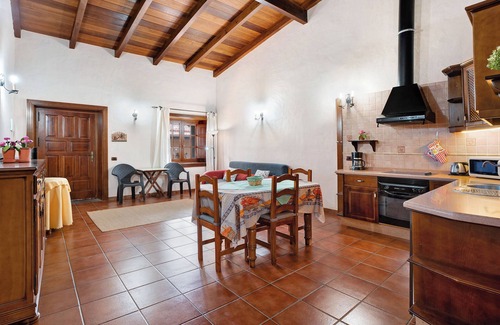 Las Galletas Apartment | Vacation Apartment 'Finca La Bonita Ap M2' with Shared Pool, Shared Terrace and Wi-Fi