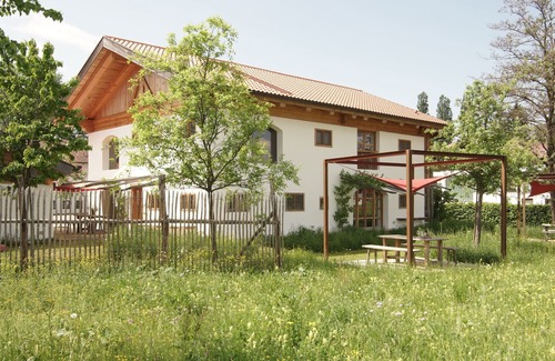 Chieming Apartment | Vacation apartment Helena, 53 m², 1 bedroom, sleeping gallery, balcony