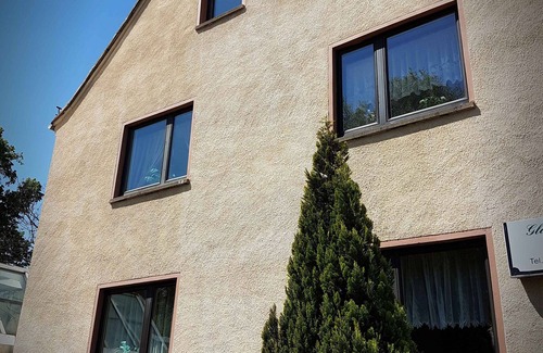 Großzschachwitz Apartment | Vacation apartment with 2 bedrooms and great eat-in kitchen
