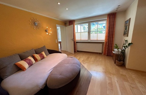 Pidingerau Apartment | Vacation apartment with terrace and garden