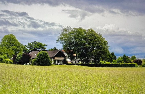 Breitbrunn a. Chiemsee Apartment | Vacation apartment 1st floor, 84 sqm, for 2 persons, kitchen, 1 living-dining room, balcony, additional bedroom for an extra charge