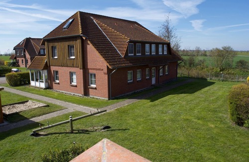 Wenkendorf Apartment | Vacation apartment MeErholung with balcony in Haus Wenkendorf 52 on Fehmarn
