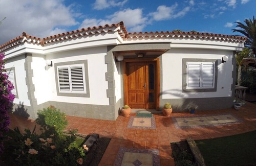 Maspalomas House | Vacation for yourself! In a family house with pool near Maspalomas beach