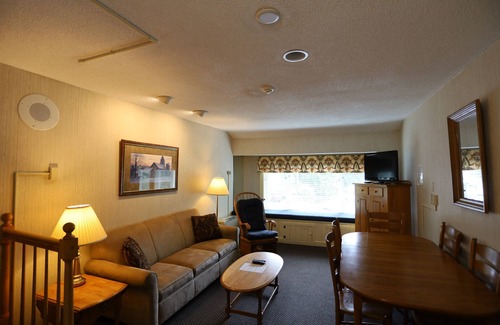 Waterville Valley Condo | Vacation Getaway at Inns of Waterville Valley (307)