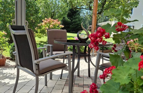 Laufen House | Vacation home 86 sqm, 2 bedrooms, living room with sofa bed, terrace and garden