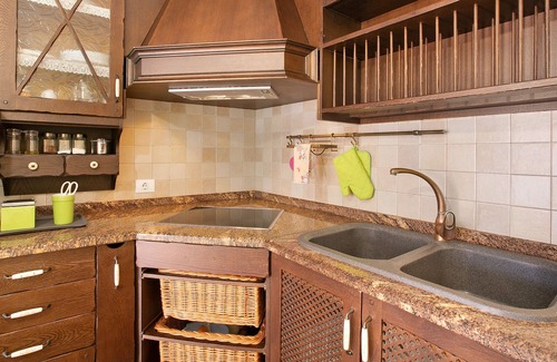 La Jaca Apartment | Vacation Home "A Lato del Mare" with Sea View & Wi-Fi