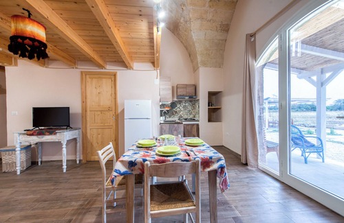 Merine House | Vacation Home 'Andrè' with Shared Terrace, Wi-Fi and Air Conditioning