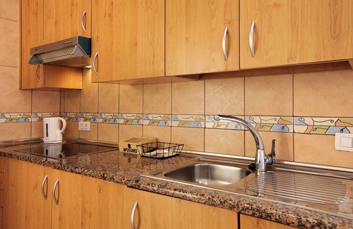 Las Arenas Apartment | Vacation Home "Atico Las Arenas" with Sea View, Private Terrace & Wi-Fi