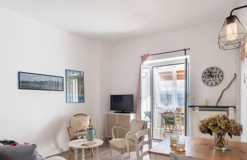 Menosio House | Vacation home Bouganville und Agapanthus in Arnasco - 6 persons, 2 bedrooms
