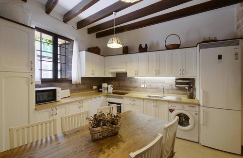 Capdepera House | Vacation Home Can Teresa with Pool, Wi-Fi, A/C & Terrace