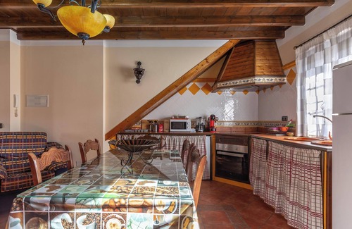 Montecorto House | Vacation Home "Casa de Teones" with Mountain View, Private Pool & Terrace