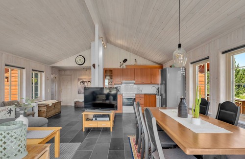 Aseral House | Vacation home Eikebu by Interhome