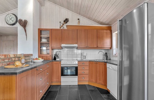 Aseral House | Vacation home Eikebu by Interhome