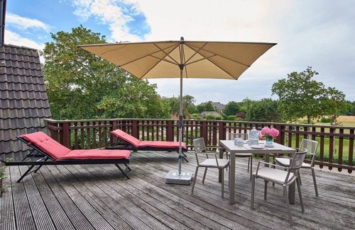 Nieblum House | Vacation home for 3 guests with 65m² in Nieblum (164250)
